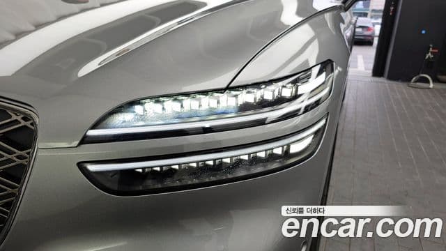 Genesis GV70 2026 — Photo 34/38