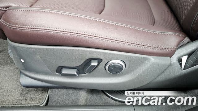 Genesis GV70 2026 — Photo 10/38