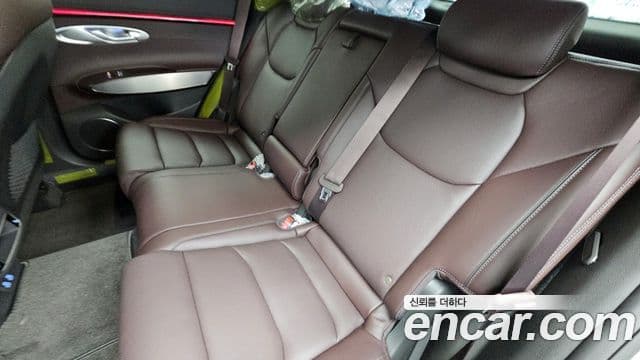 Genesis GV70 2026 — Photo 28/38