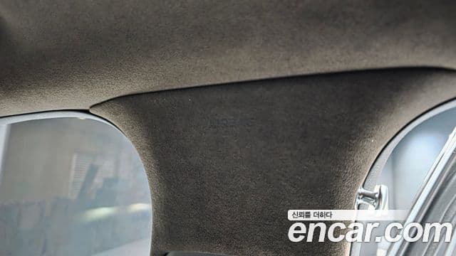 Genesis GV80 2023 — Photo 33/34