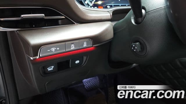 Genesis GV80 2023 — Photo 17/34
