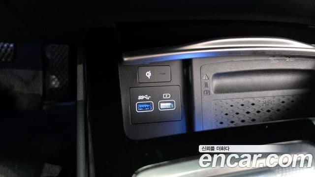 Genesis Electrified G80 2021 — ფოტო 19/20