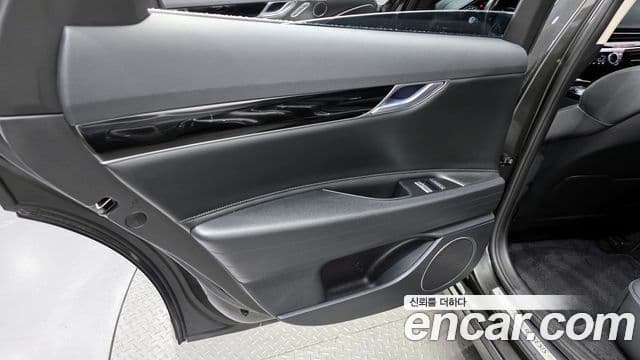 Genesis G80 2021 — Şəkil 30/30