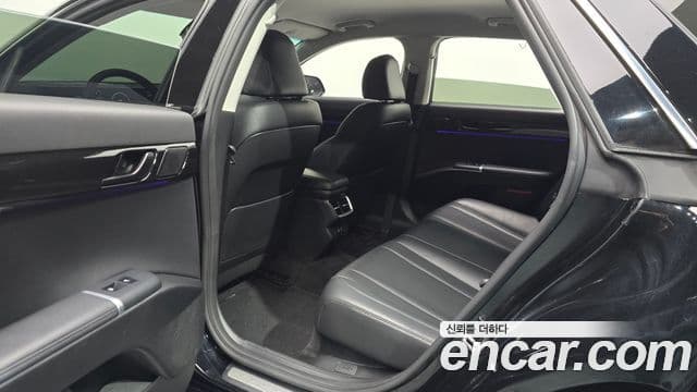 Hyundai Grandeur Hybrid 2023 — Şəkil 10/20