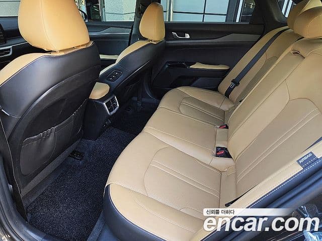 Kia K5 2020 — Şəkil 8/19