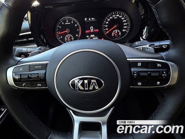 Kia K5 2020 — Şəkil 12/19