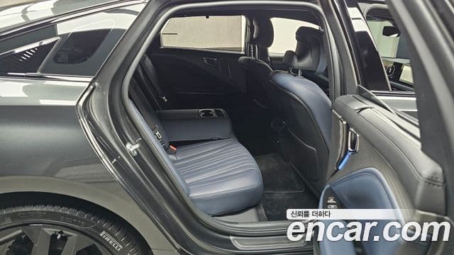 Kia K8 2025 — Şəkil 12/20