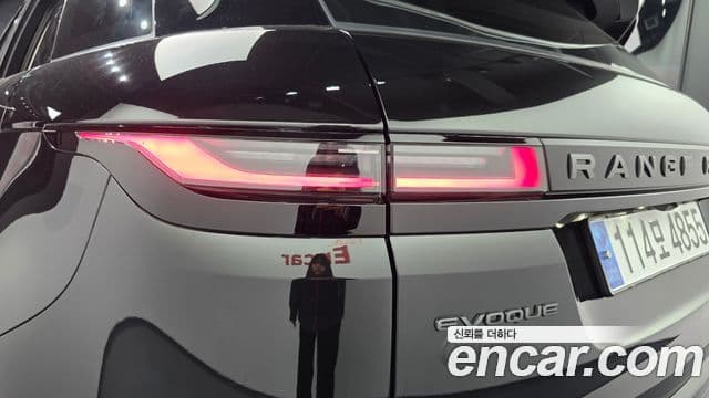 Land Rover Range Rover Evoque 2024 — Photo 36/36