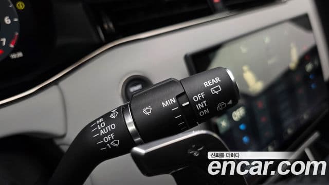 Land Rover Range Rover Evoque 2024 — Photo 6/36