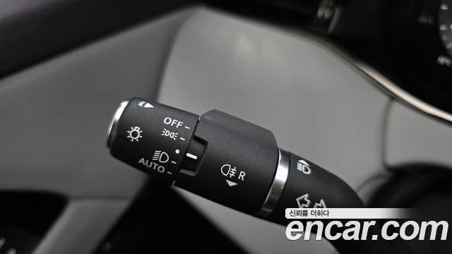 Land Rover Range Rover Evoque 2024 — Photo 31/36