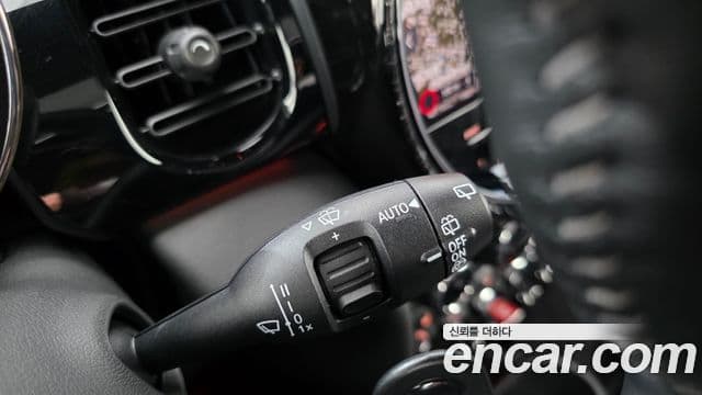 Mini Cooper S 2023 — ფოტო 16/20