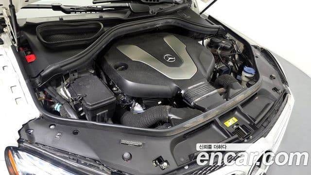 Mercedes-Benz GLE-Class 2018 — Şəkil 6/20