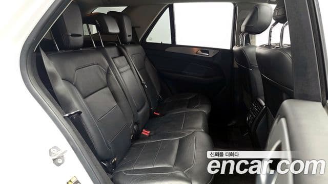 Mercedes-Benz GLE-Class 2018 — Şəkil 11/20