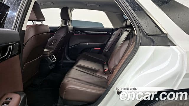 Hyundai Grandeur Hybrid 2023 — Photo 26/32