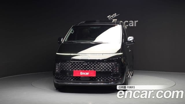 Hyundai Staria 2024 — Фото 3/20