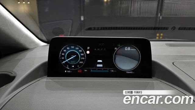 Hyundai Staria 2024 — Фото 8/20
