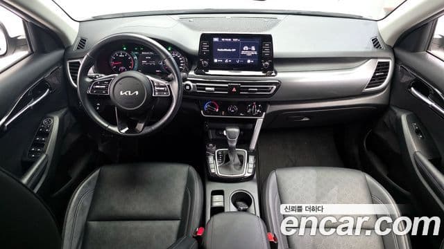 Kia Seltos 2022 — Şəkil 7/20