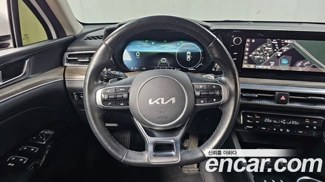 Kia K5 2022 — Şəkil 12/20