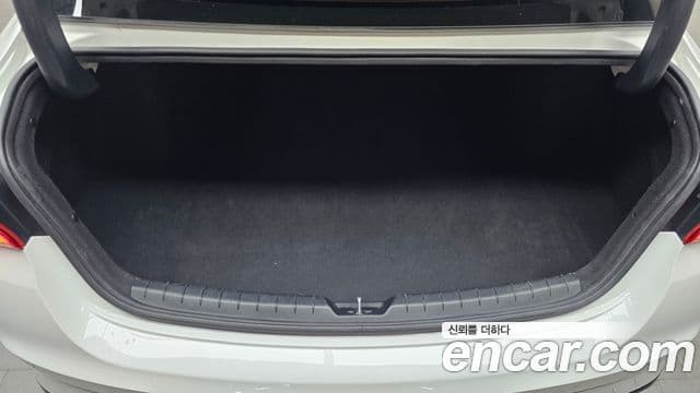 Kia K5 2022 — Şəkil 20/20