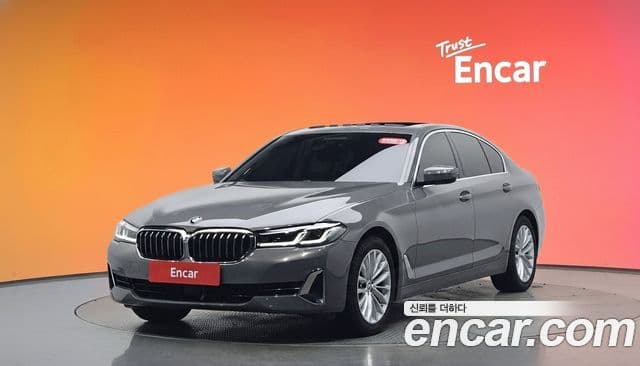 BMW 5 Series 2021 — Şəkil 1/20