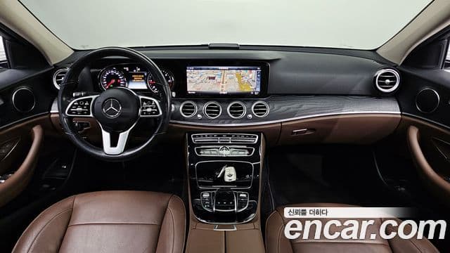 Mercedes-Benz E-Class 2019 — Şəkil 7/20