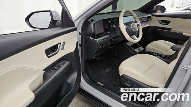 Hyundai Kona 2023 — Şəkil 10/20