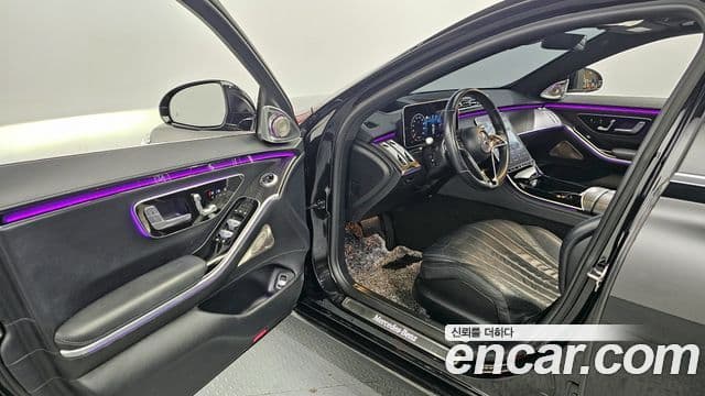 Mercedes-Benz S-Class 2022 — Photo 1/20