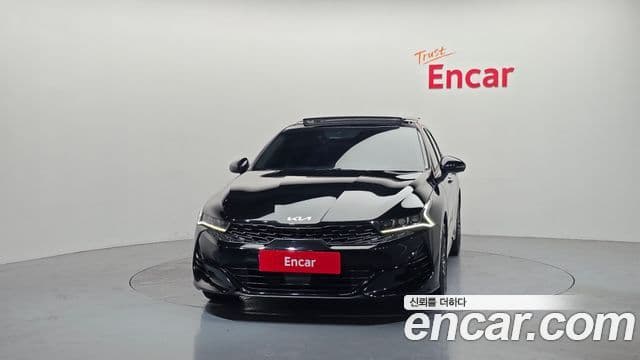 Kia K5 2022 — Şəkil 2/20