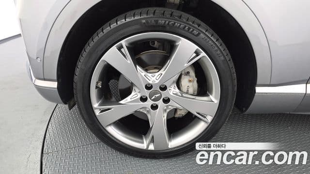 Genesis GV80 2020 — ფოტო 5/20