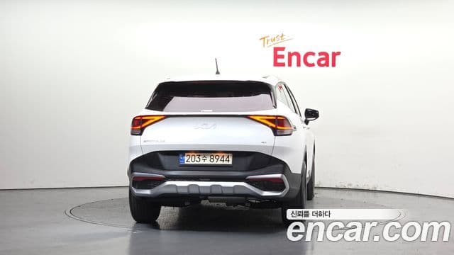 Kia Sportage 2023 — Şəkil 4/20
