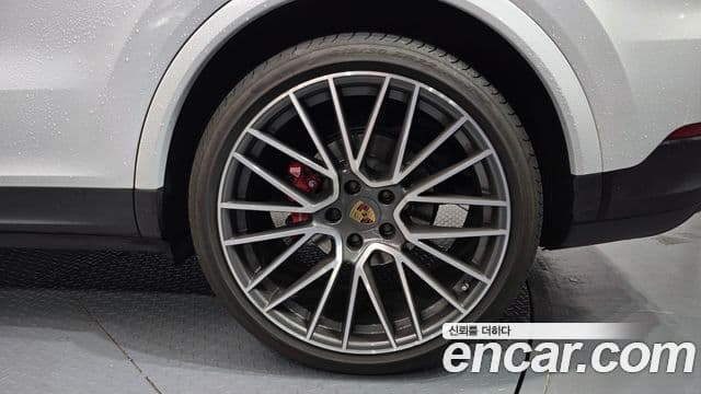 Porsche Cayenne 2023 — Şəkil 4/30