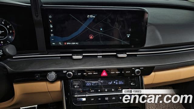 Kia Carnival 2021 — ფოტო 12/20