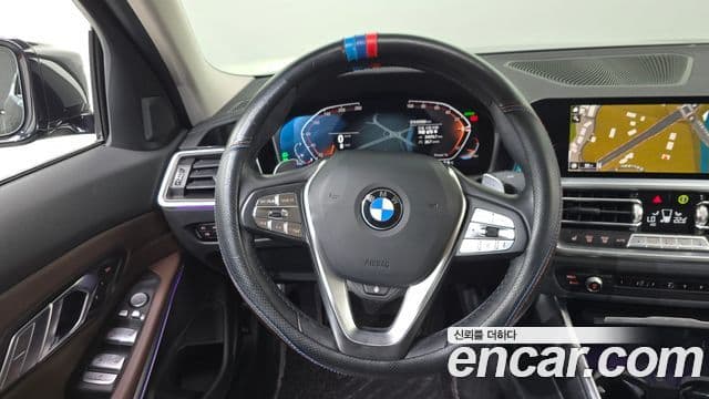 BMW 3 Series 2022 — Şəkil 13/20