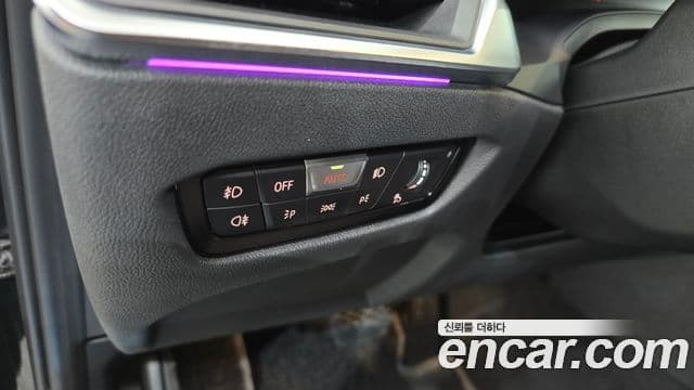 BMW 3 Series 2022 — Photo 23/31