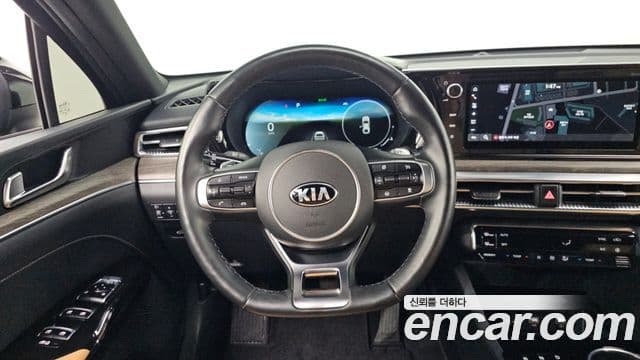 Kia K5 2021 — ფოტო 12/20