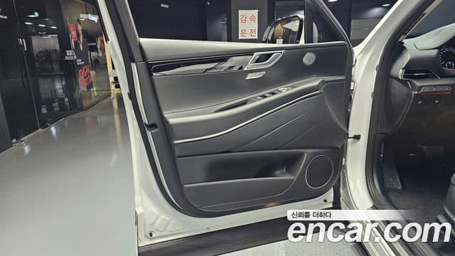 Genesis GV80 2020 — Photo 5/30