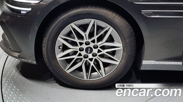 Genesis Electrified G80 2025 — Şəkil 5/20