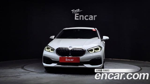 BMW 1 Series 2021 — ფოტო 2/20