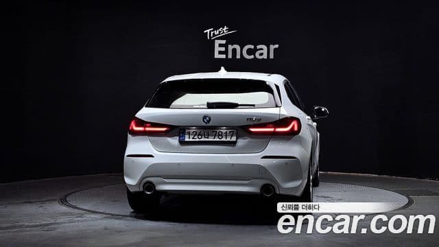 BMW 1 Series 2021 — ფოტო 3/20