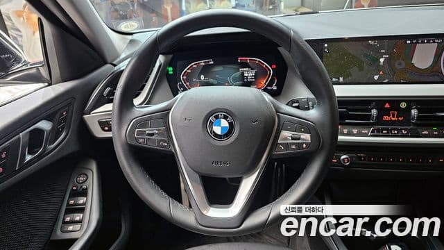 BMW 1 Series 2021 — ფოტო 12/20