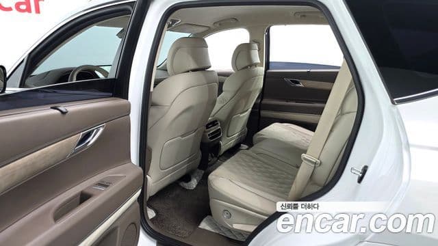 Genesis GV80 2023 — ფოტო 12/20