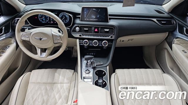 Genesis G70 2019 — ფოტო 7/20
