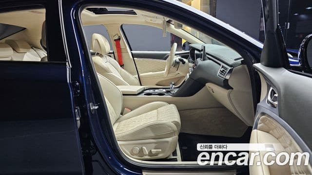 Genesis G70 2019 — ფოტო 11/20