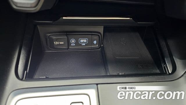 Genesis G70 2019 — Photo 25/32