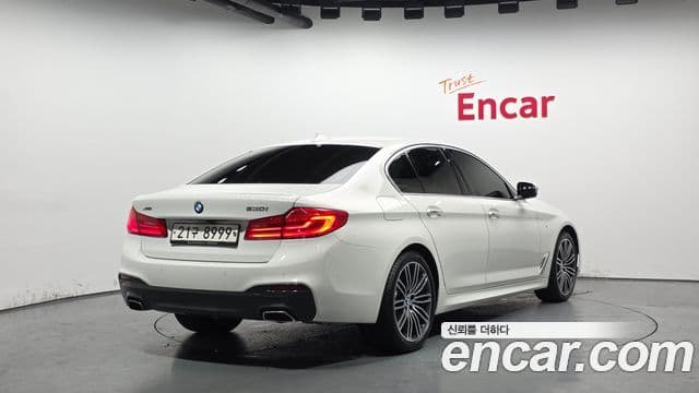 BMW 5 Series 2018 — Şəkil 2/20