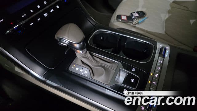 Kia Carnival 2022 — Şəkil 7/20