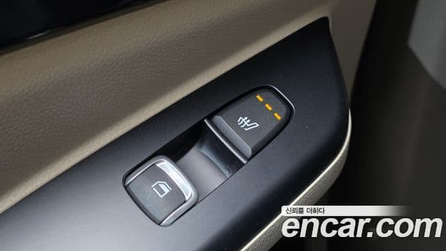Kia Carnival 2022 — Şəkil 18/20