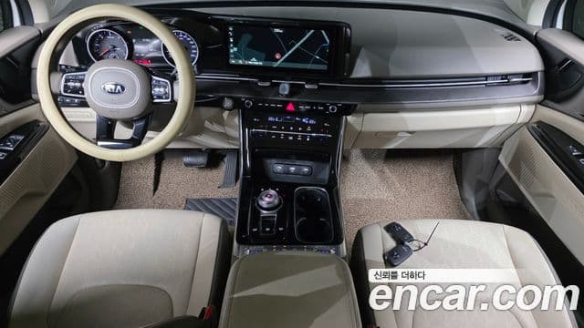 Kia Carnival 2021 — Şəkil 7/20