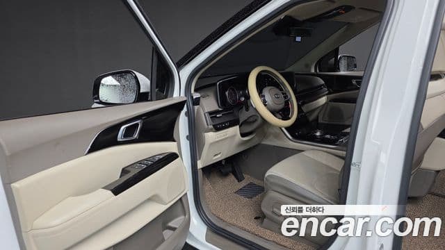 Kia Carnival 2021 — Şəkil 11/20