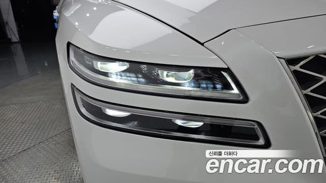 Genesis GV80 2022 — ფოტო 31/36